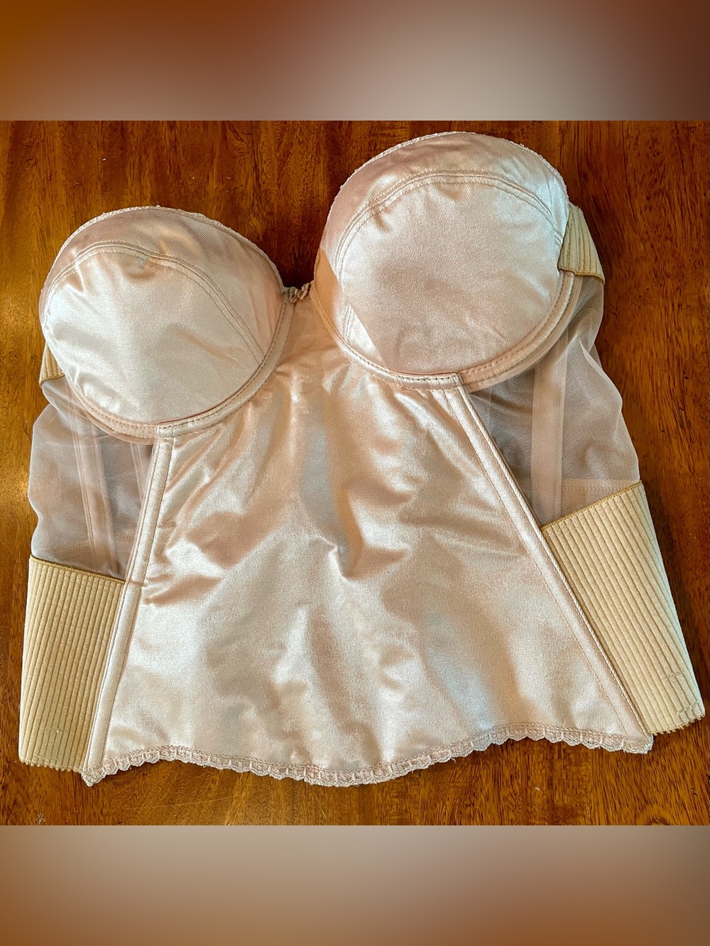 Flattering Me Style 728 Nude Longline Bridal Bra Bustier NWT 40B Formal